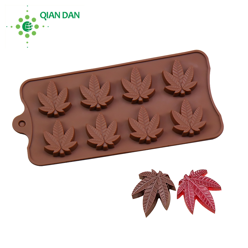 Marijuana leaf maple leaf chocolate baking mould nonstick silicone