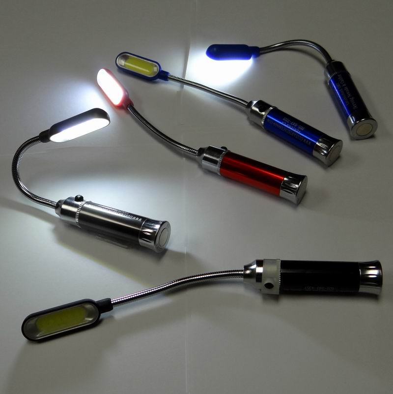 Buy Misprint 7 LED FlexiFlashlights with Base Cheap H&J