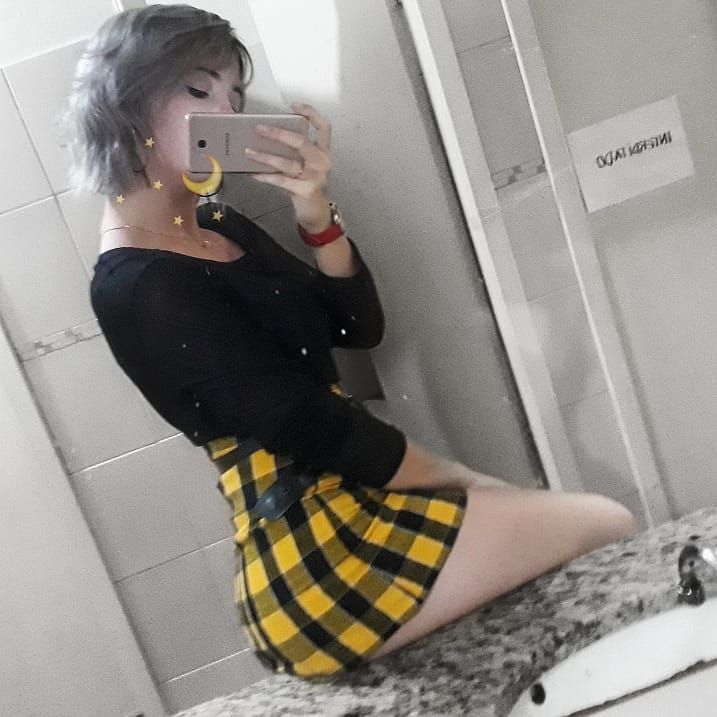 Amateur positive girl "Dark Gothic" super eye-catching nude selfies flow out... "First-time