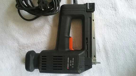 Elektro Tacker, Black/ Decker BD 428