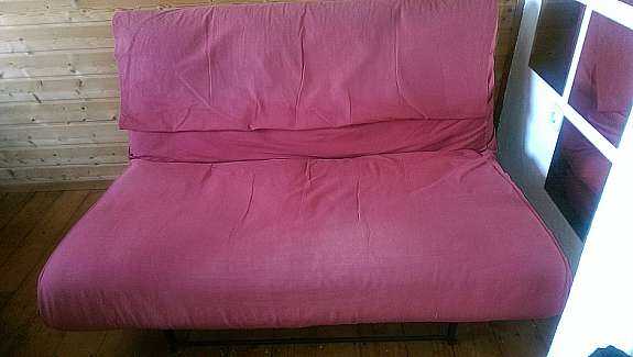 Ikea Järnvalla Futon Schlafsofa weinrot wie neu