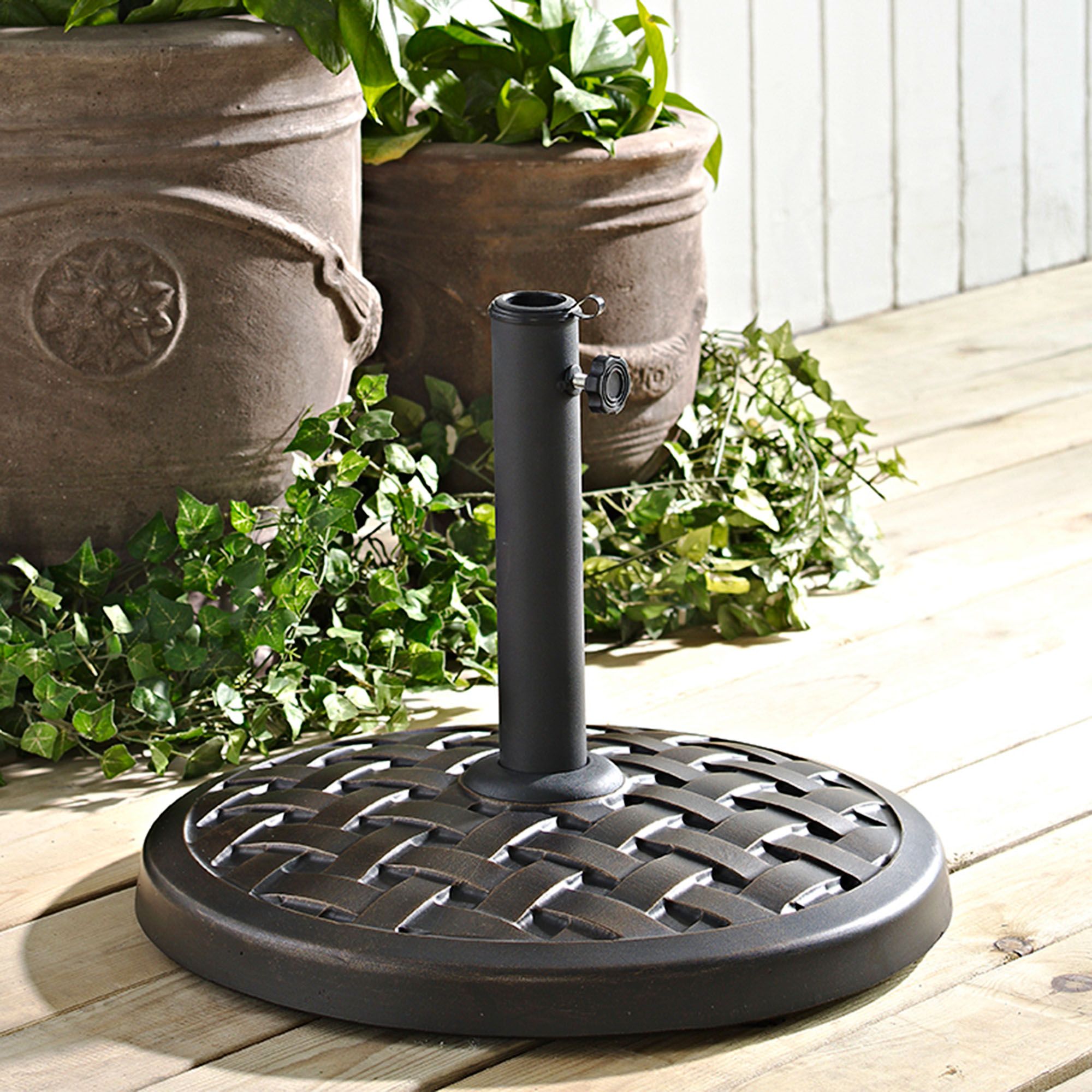 Carlos 20 Lb. Antique Bronze Round Umbrella Base 1W133 Lamps Plus