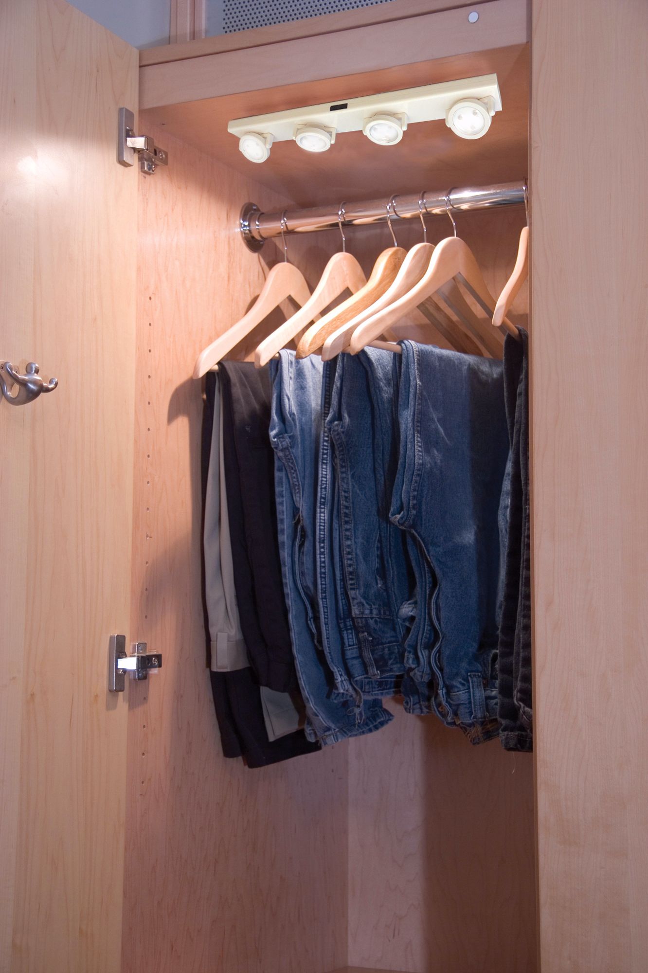 LED Battery Powered White Light Bar with Remote - #2F972 | Lamps Plus