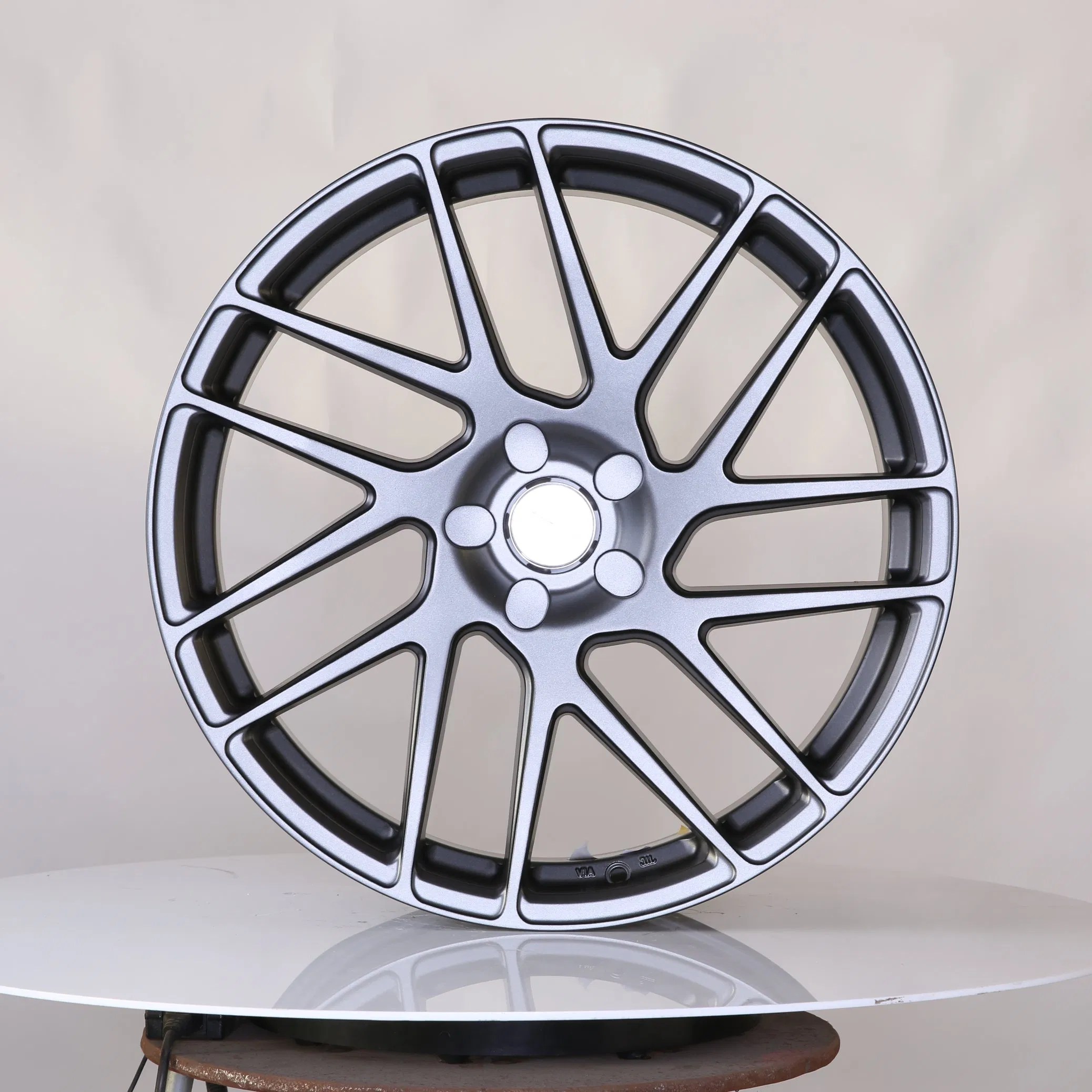New Design Factory Direct Selling Alloy Wheel Rim China Auto Parts