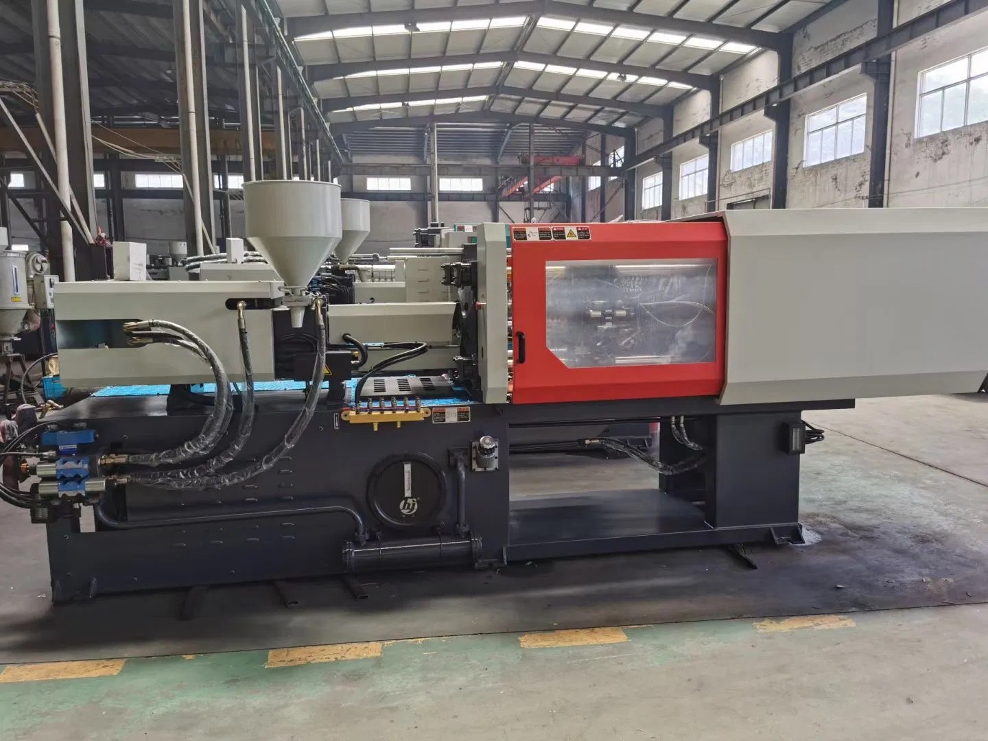 Customized Color Best Quality Small Injection Molding Machine China