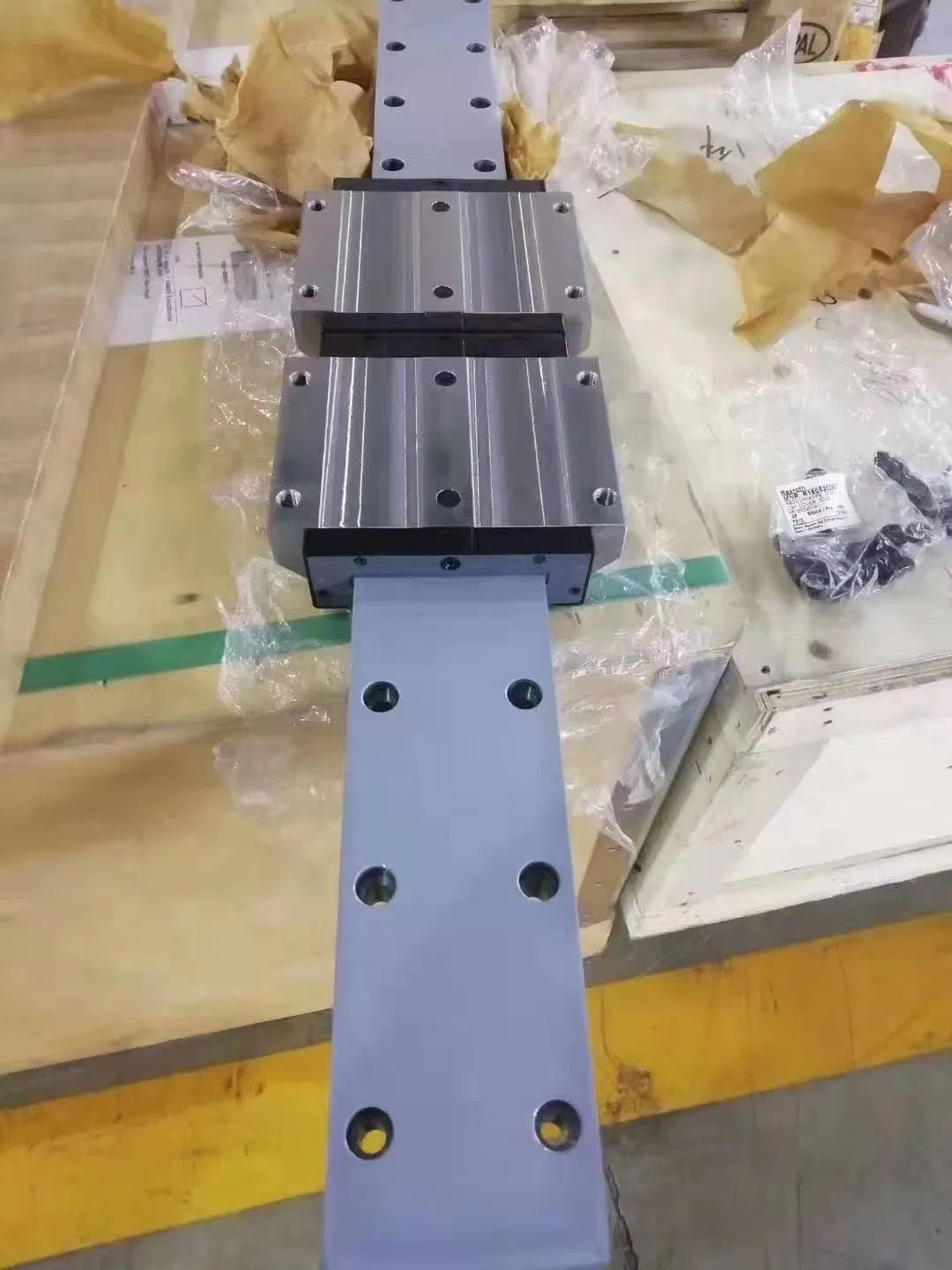 Rexroth Carriage R165371320 Linear Rail R165379320 Ball Guide Rails