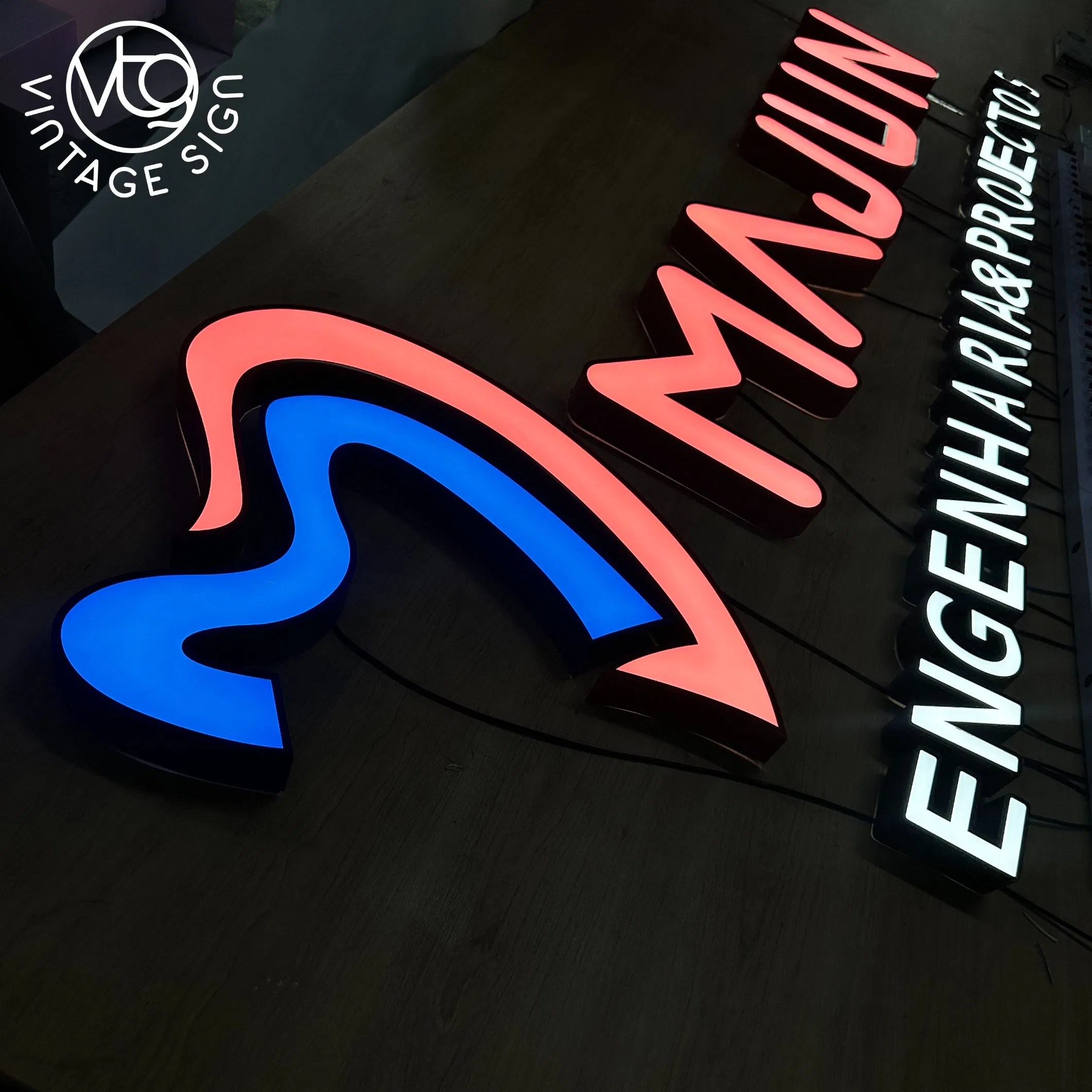 Custom 3D Frontlit LED Letters Logo Channel Letters Lighting Sign