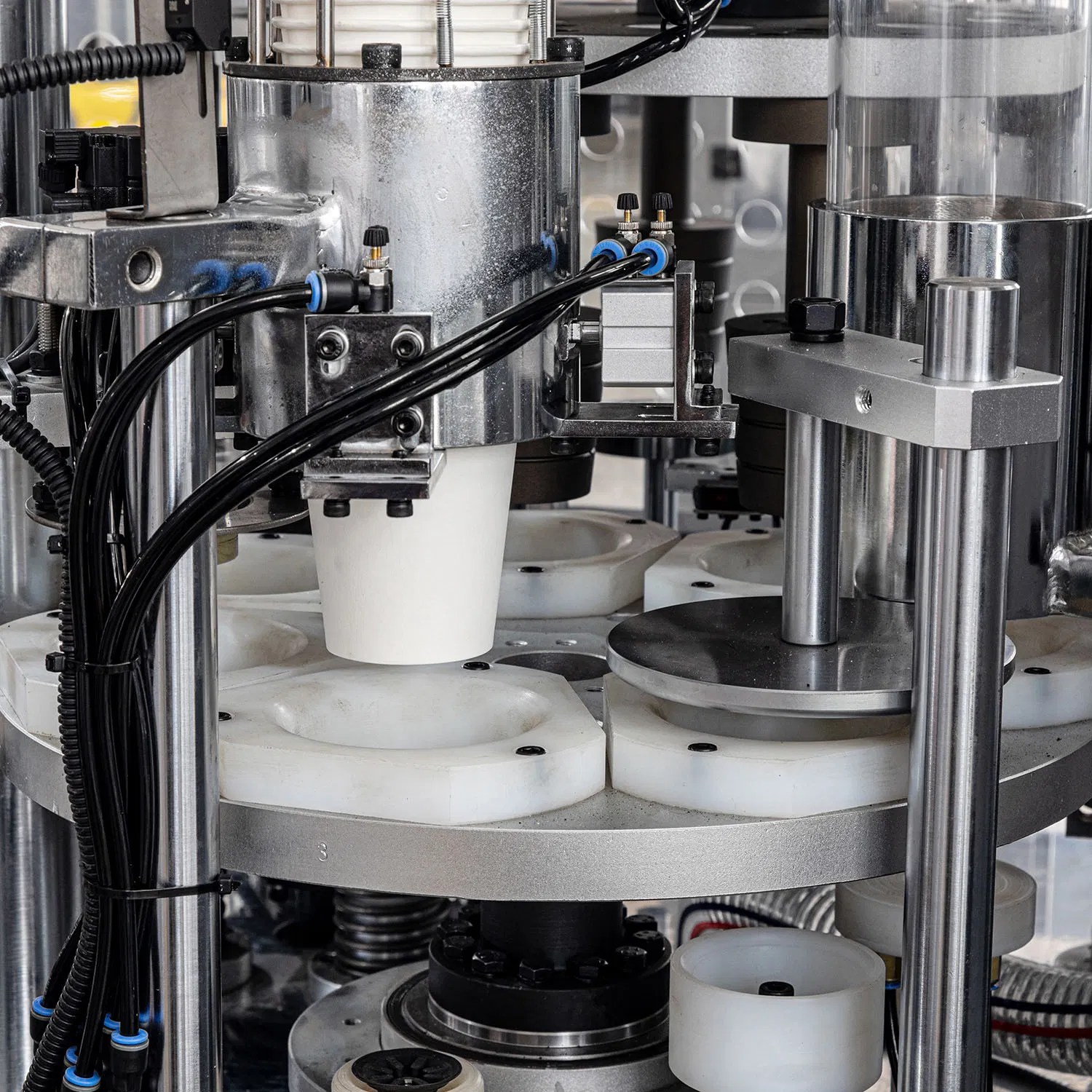 Disposable Paper Food Container Forming Machine China Food Box