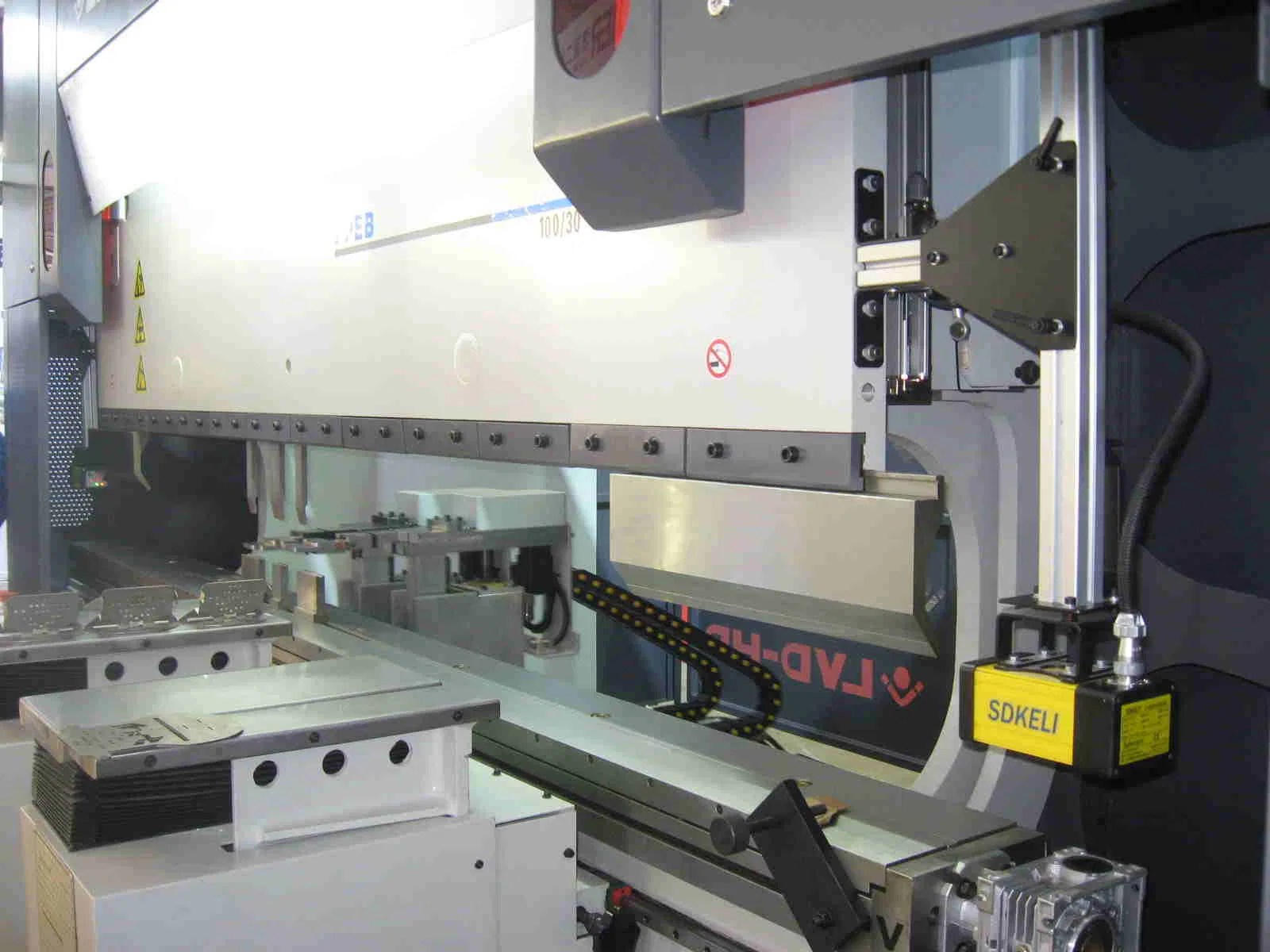 China Press Brake Guard, Press Brake Safety System China Press Brake