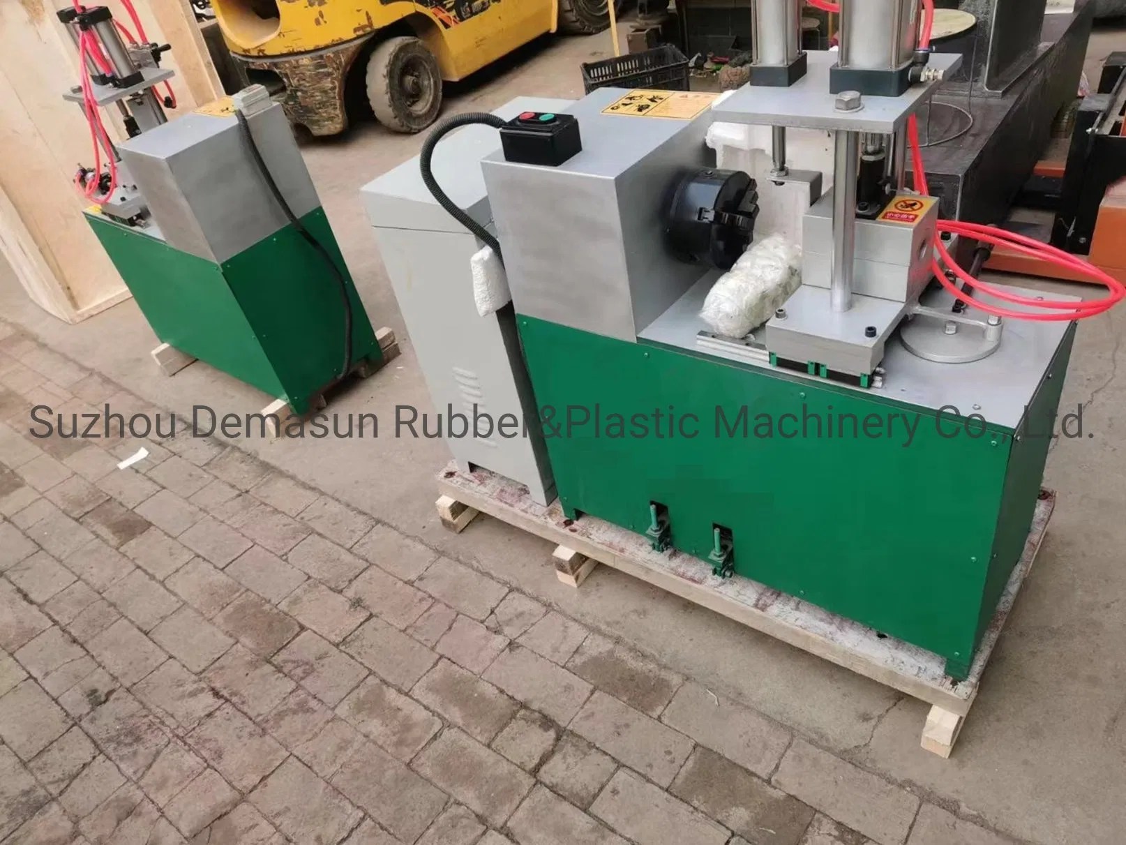 SemiAutomatic UPVC Pipe Threading Process Plastic Pipe Threader