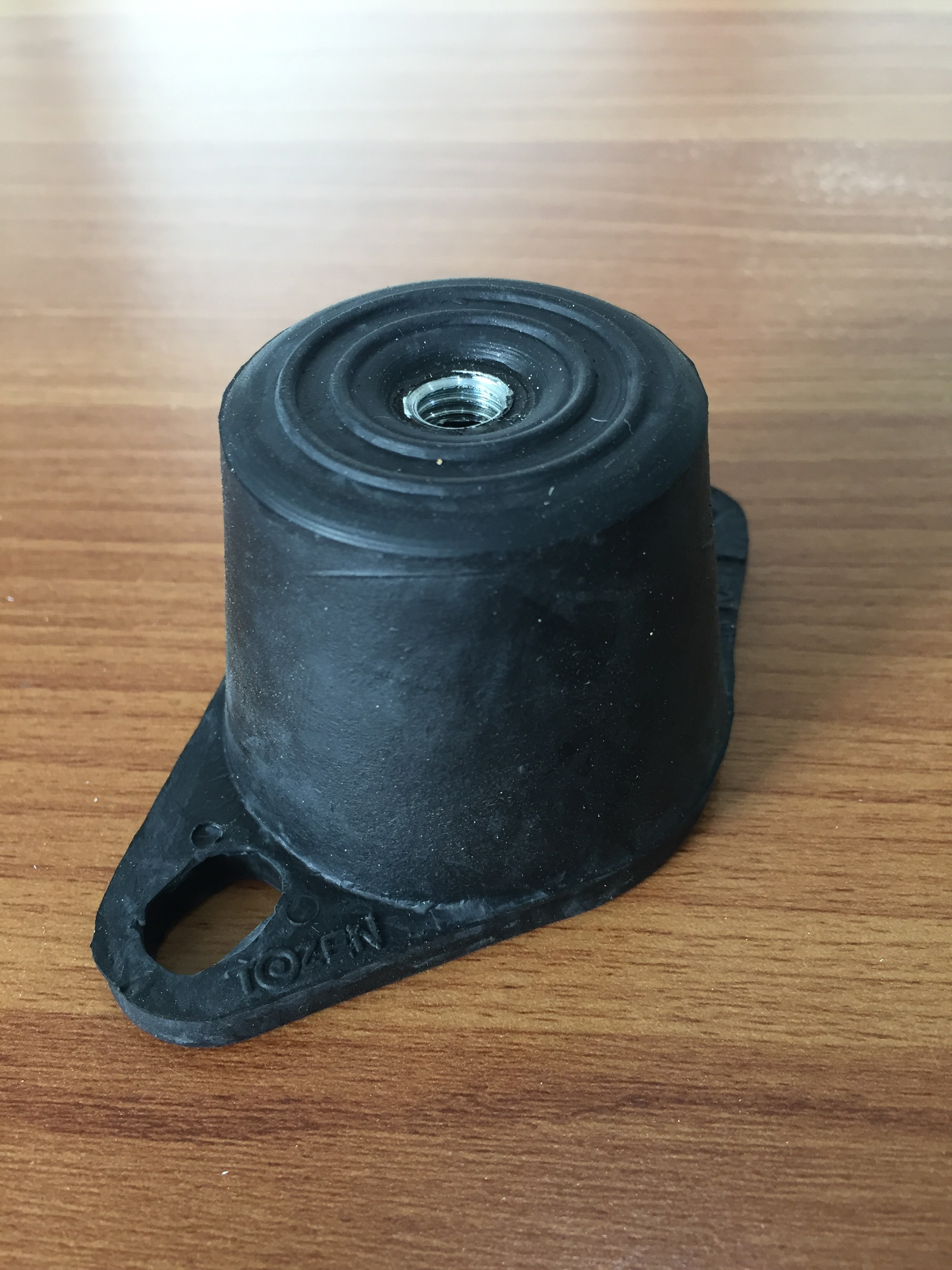 TOZEN VIBRATION ISOLATOR RUBBER fucons