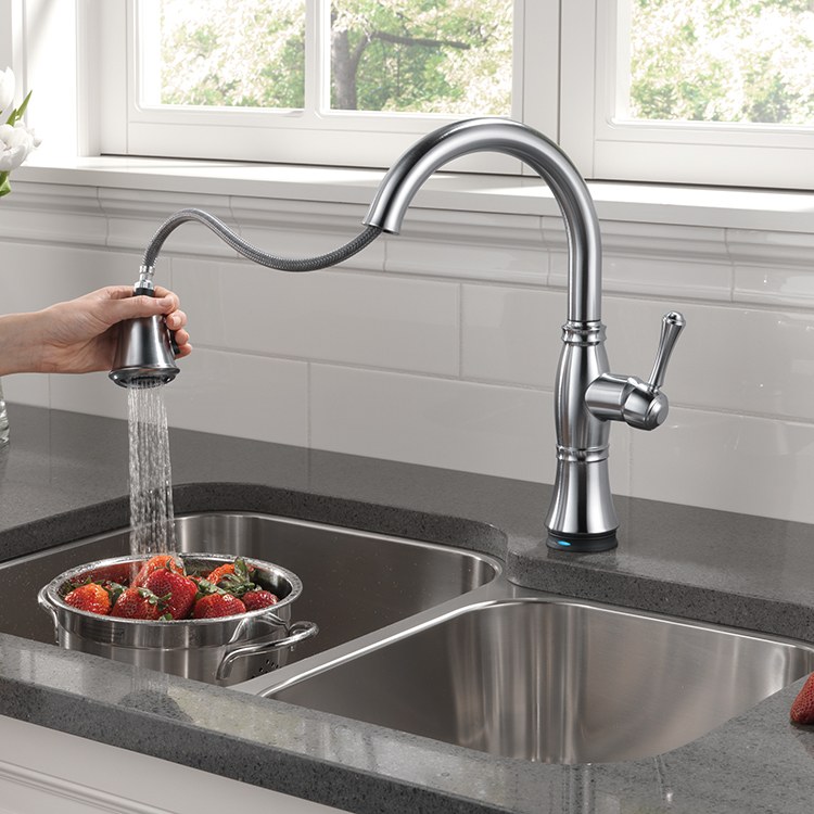 Delta Cassidy Arctic Stainless 1 Handle Pull Down Kitchen Faucet