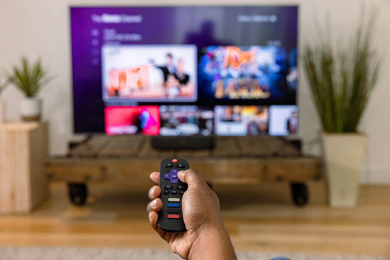 Roku TV vs. Smart TV What’s the difference?