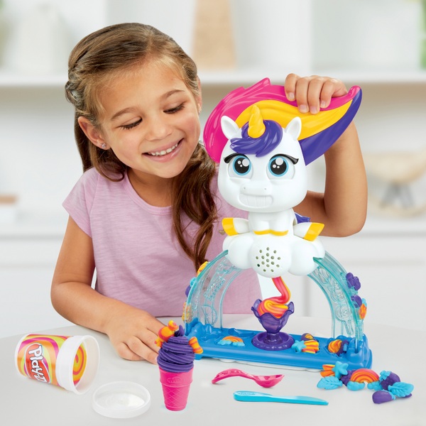 PlayDoh Buntes Einhorn Softeis Set Smyths Toys Superstores