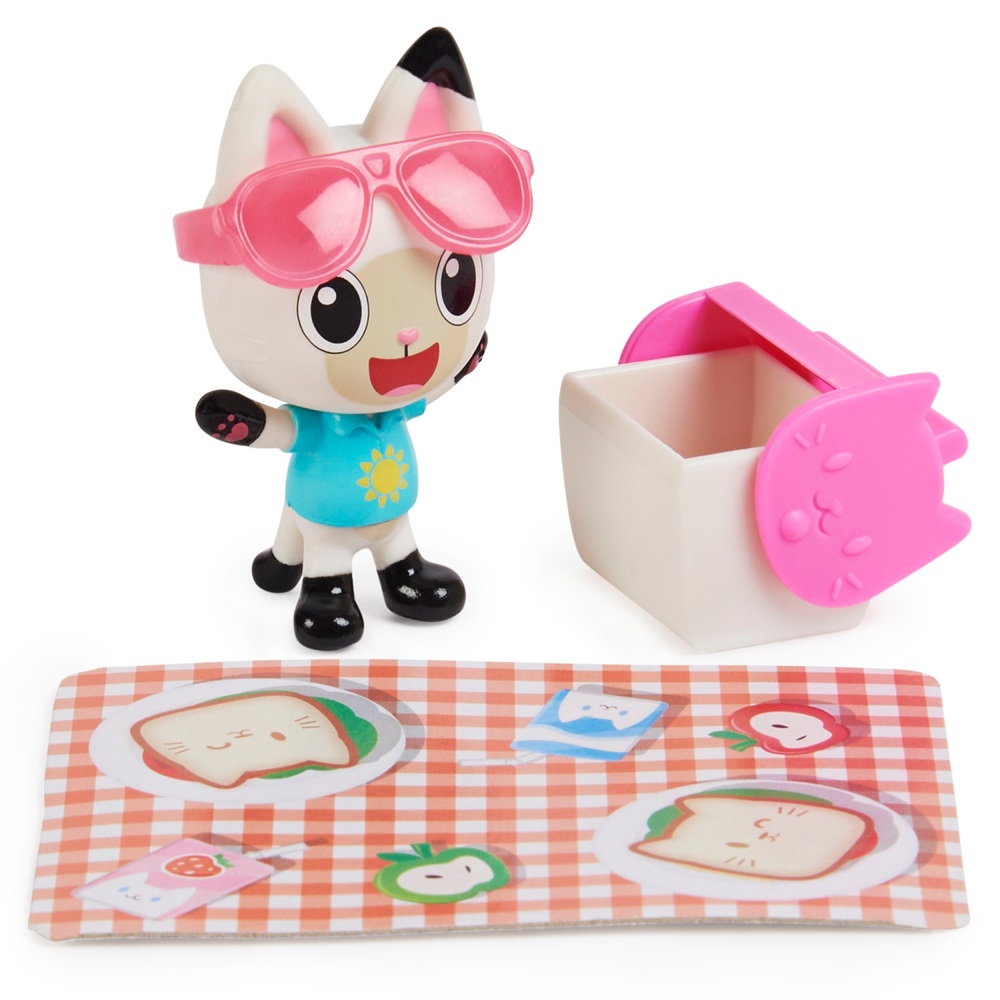 Gabby’s Dollhouse Carlita & Pandy Paws Picnic Set Smyths Toys Ireland