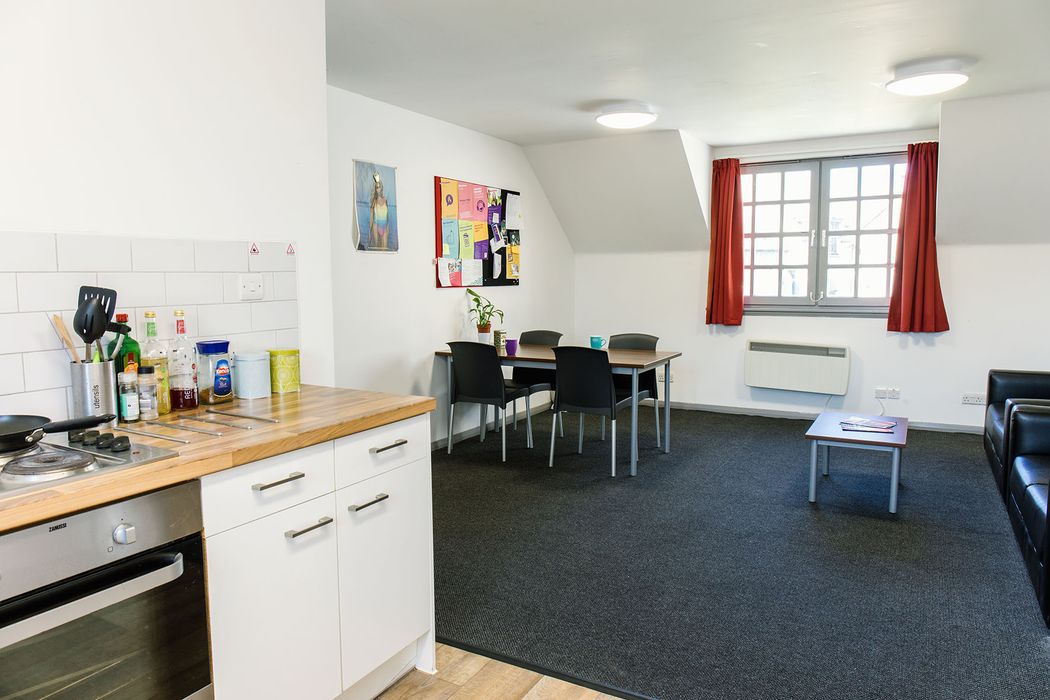 Don Street House Aberdeen Student