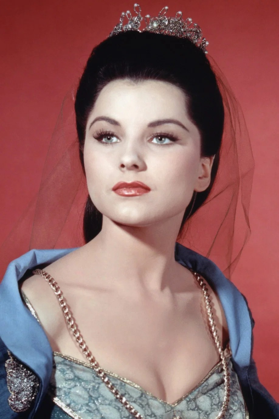 Debra PagetHSB Noticias / Cine