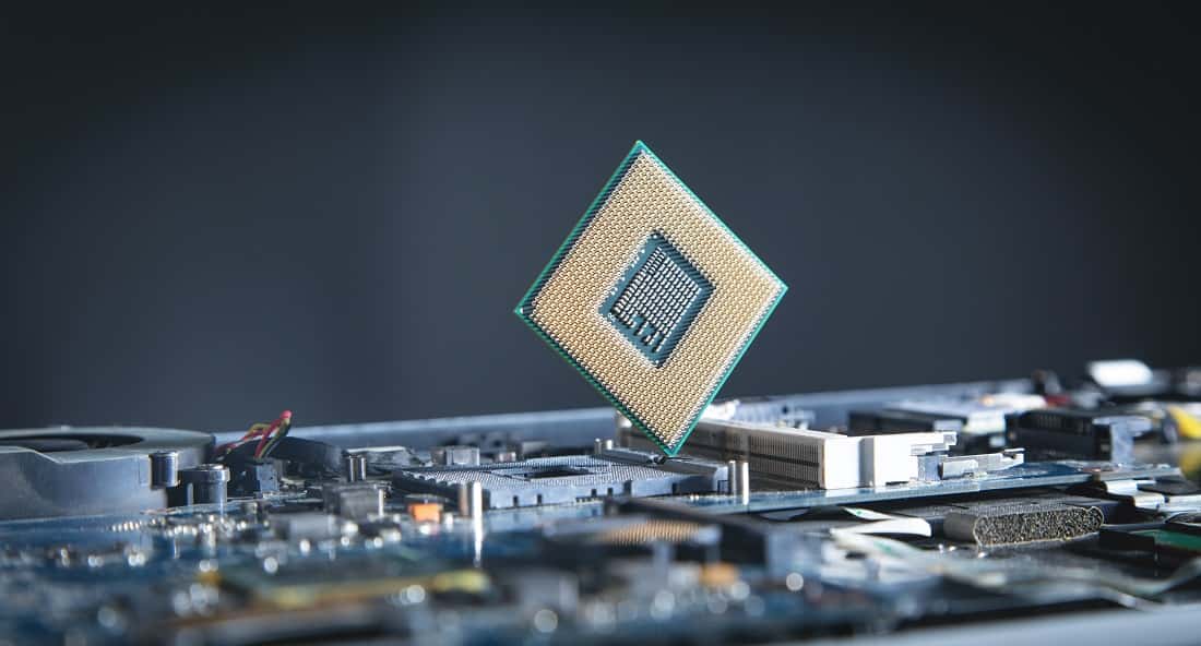 What is the difference between 32bit and 64bit processors or OS