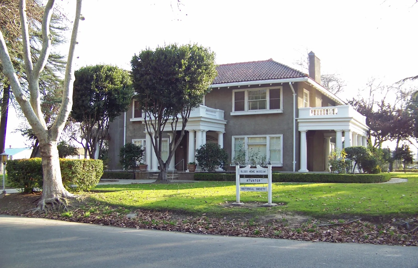 Bloss Mansion (Atwater) Visitor Information & Reviews