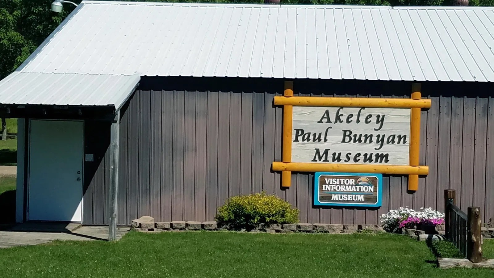 Akeley Paul Bunyan Historical Museum (Akeley) Bezoekersinformatie