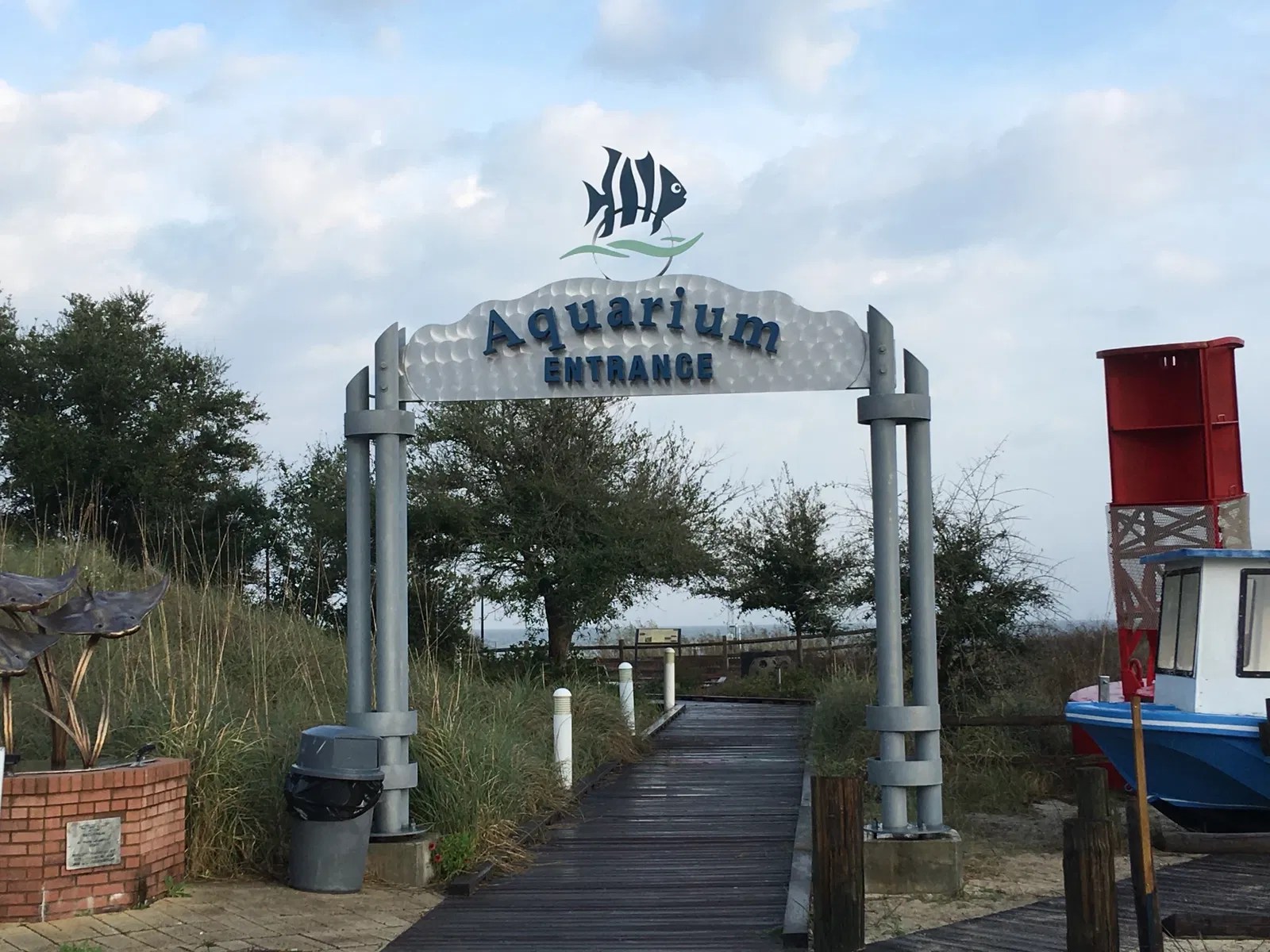 Alabama Aquarium (Dauphin Island) Visitor Information & Reviews