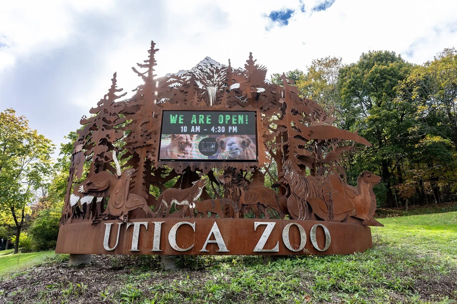 Utica Zoo (Utica) Visitor Information & Reviews