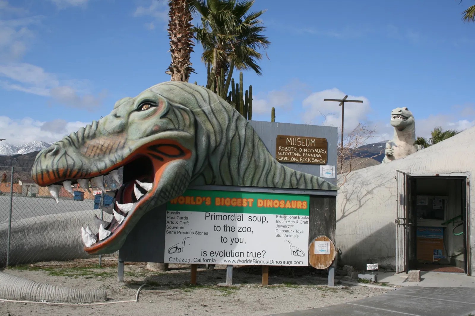 Cabazon Dinosaurs (Cabazon) Bezoekersinformatie & Recensies