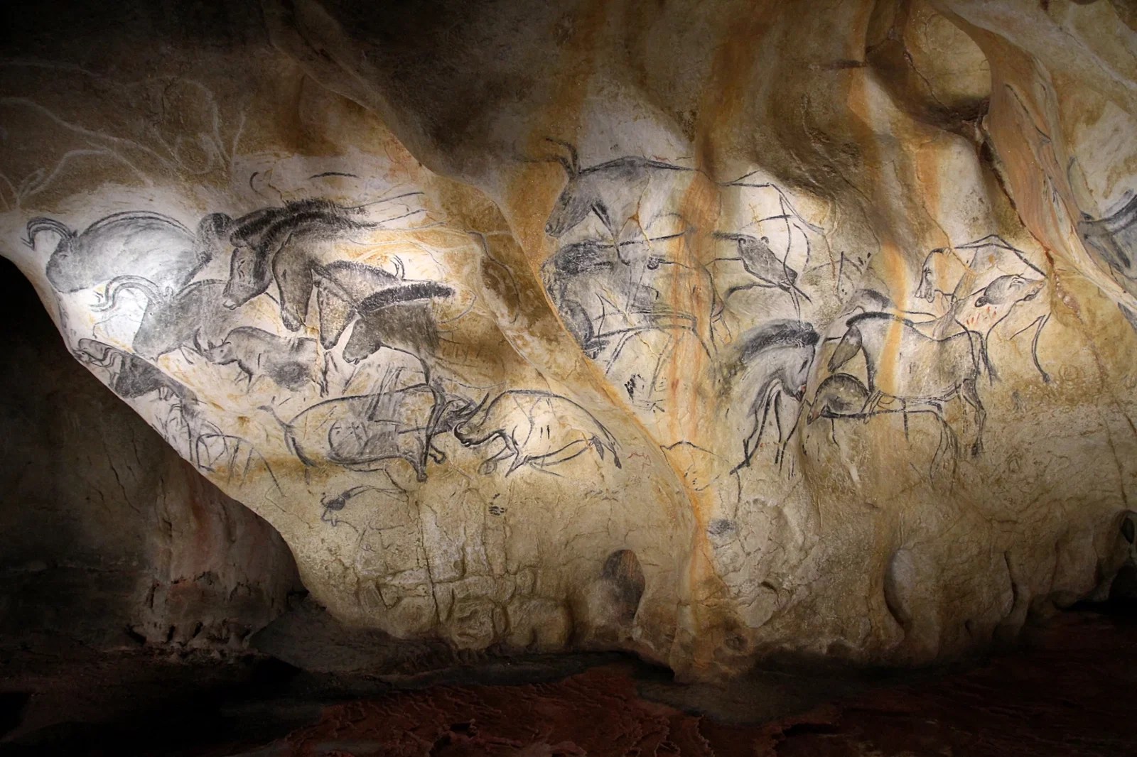 Tickets, Prices & Discounts Caverne du Pontd'Arc (VallonPontd'Arc)