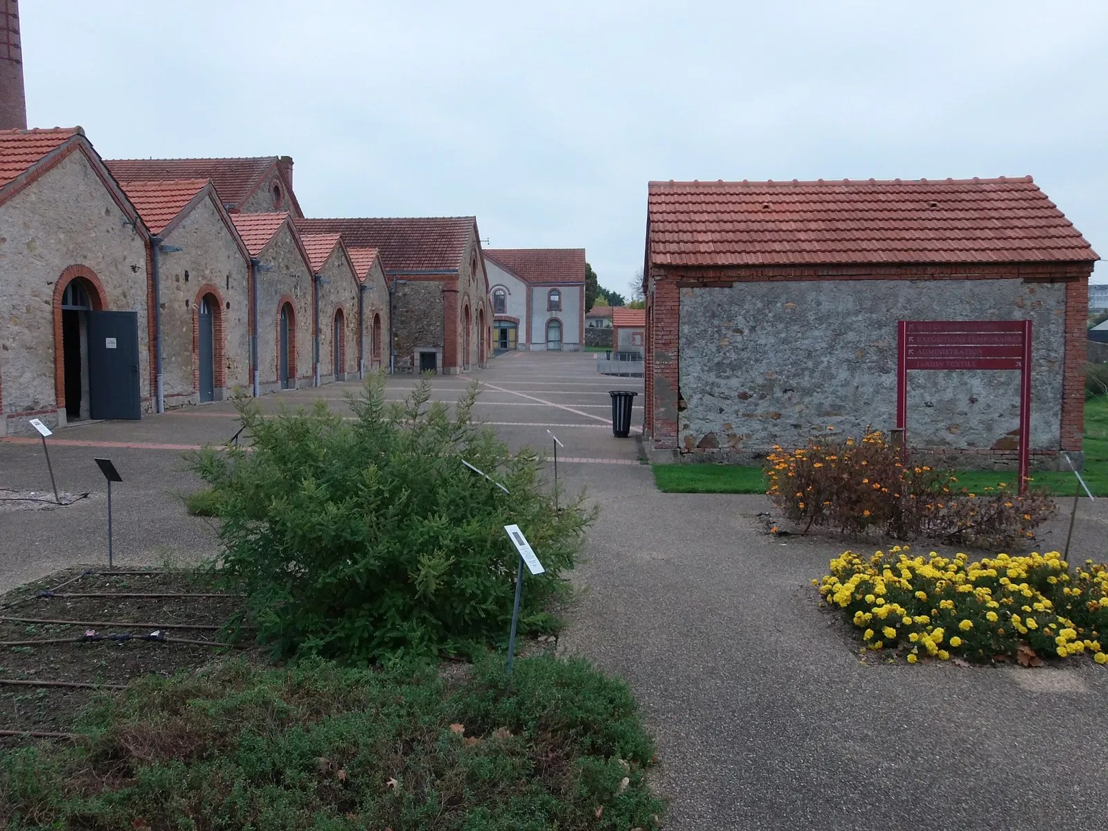 Opening Hours Textile and Fashion Museum (Cholet)
