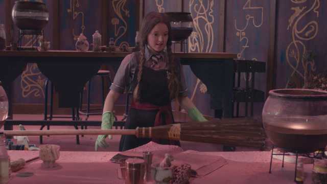Eine lausige Hexe, Besen mit Wesen KiKA YOUTV