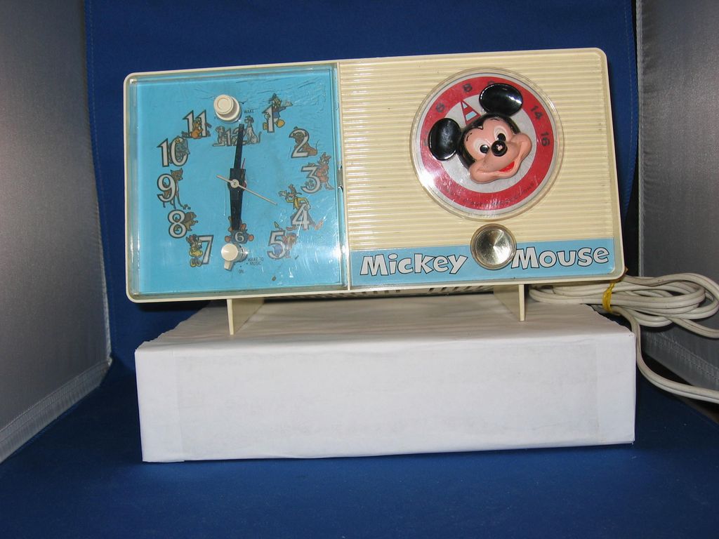 Item ID 00000072 In Shop's Backroom from bigred on Ruby Lane