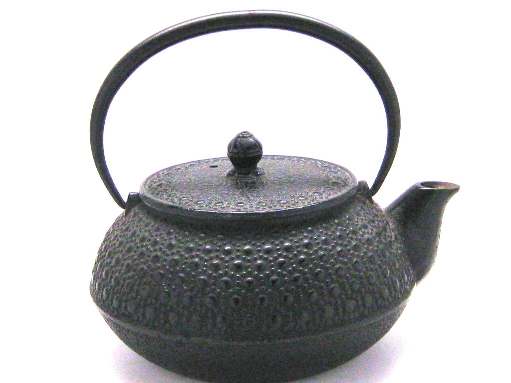 Vintage Japanese Tetsubin Cast Iron Tea Kettle from antiquarians on