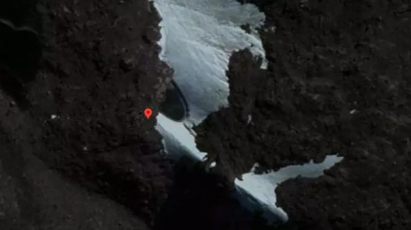 《南極奧利奧》在南極冰層下面有個像Oreo的東西，這是飛碟還是外星基地嗎？