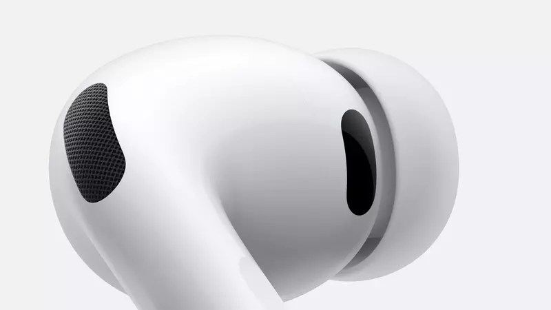 Apple產品發佈會《AirPods Pro 3》全新推出，可感測心律溫度還有更好的降躁功能，甚至還可即時翻譯唷