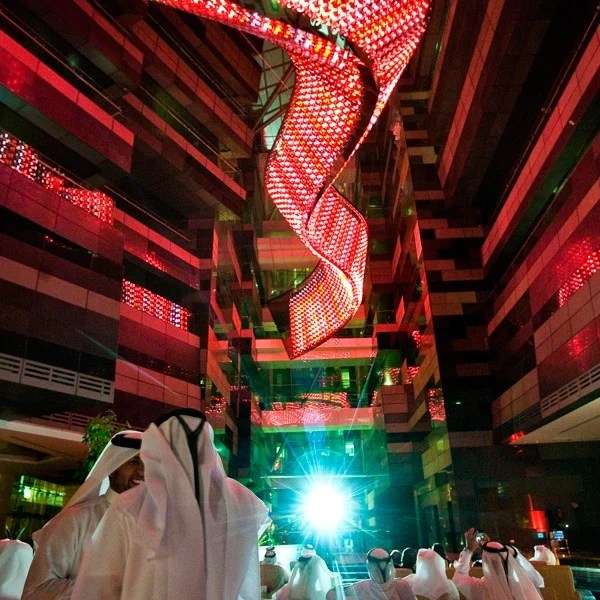 Worlds Largest Chandelier Weighs Lightopia