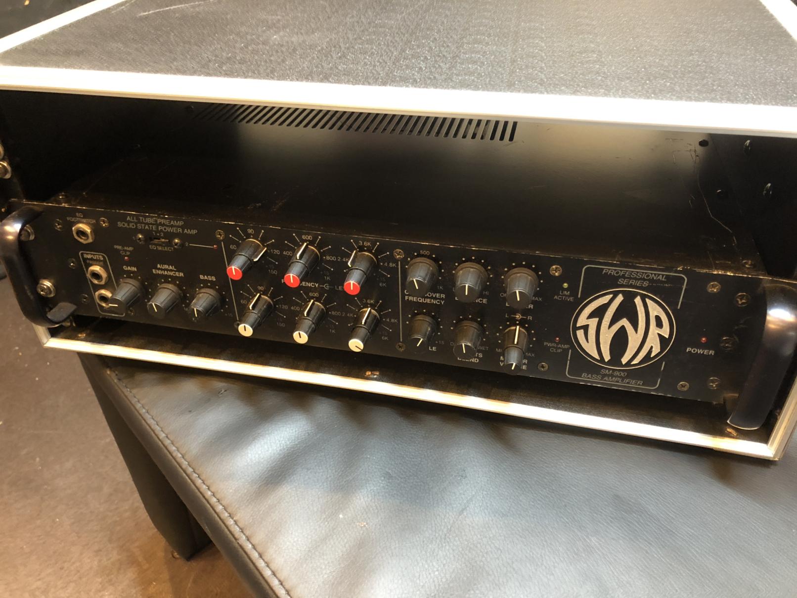 SWR SM900