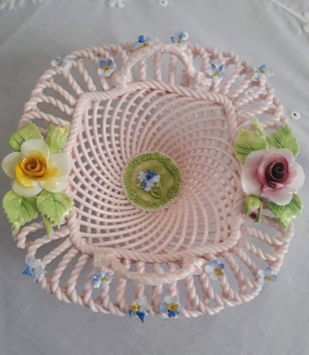 BEST BONE DENTON CHINA LATTICE BASKET & FLOWERS Classifieds for Jobs