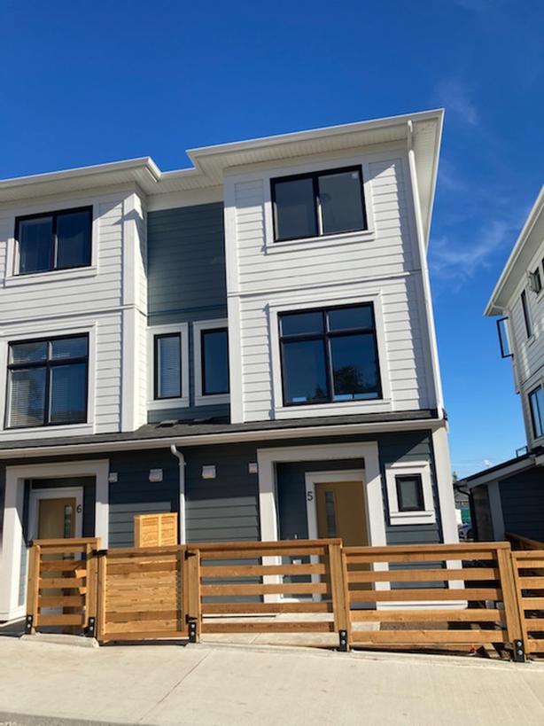 Brand New END UNIT Townhome in Royal Bay Classifieds for Jobs