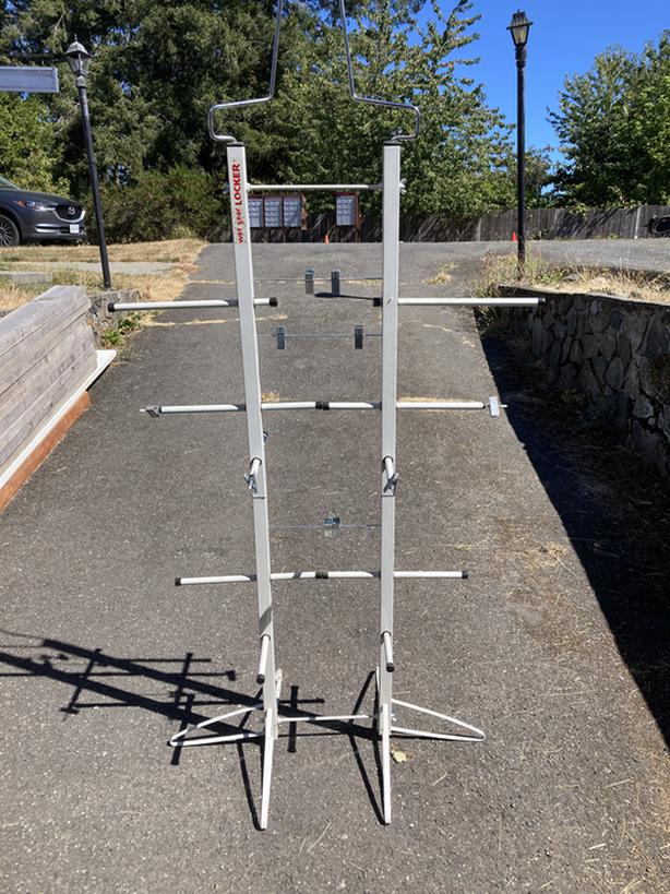 Sports gear drying rack Classifieds for Jobs, Rentals, Cars