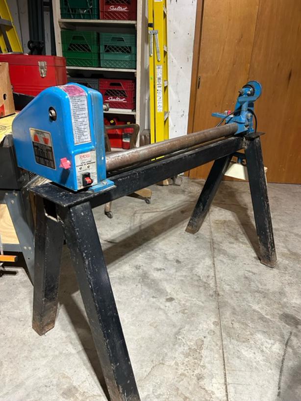 Wood Lathe RYOBI 12" X 37" with 6 Tools (Tour à Bois avec 6 couteaux