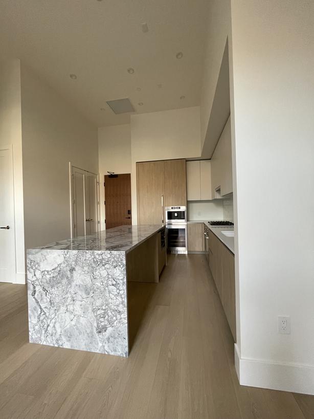 One bedroom condo downtown Classifieds for Jobs, Rentals, Cars