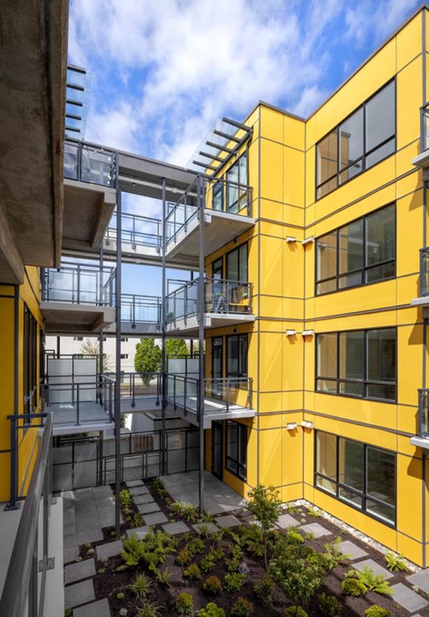 Sidney by the Sea 2 bedroom Classifieds for Jobs, Rentals, Cars