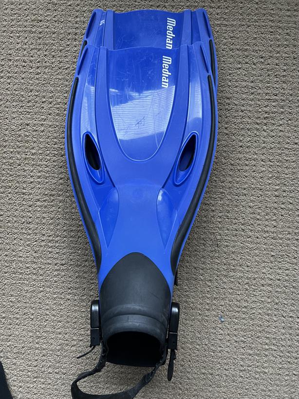 Snorkel Sets for sale Classifieds for Jobs, Rentals, Cars, Furniture