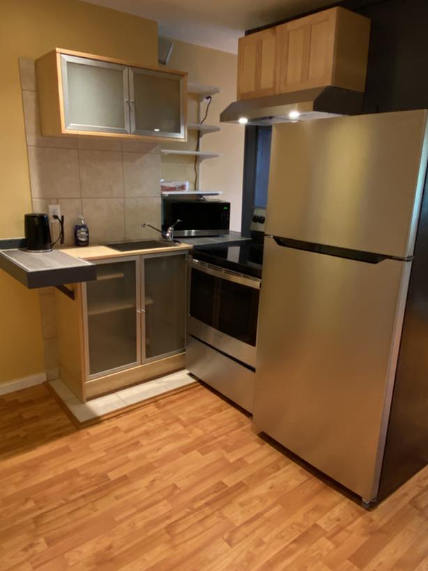 1 bed suite in Lake Cowichan Classifieds for Jobs, Rentals, Cars