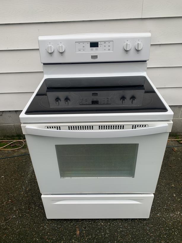 Maytag Stove free dropoff Classifieds for Jobs, Rentals, Cars