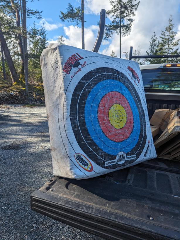 Archery. Compound bows, longbows, arrows, Targets Classifieds for