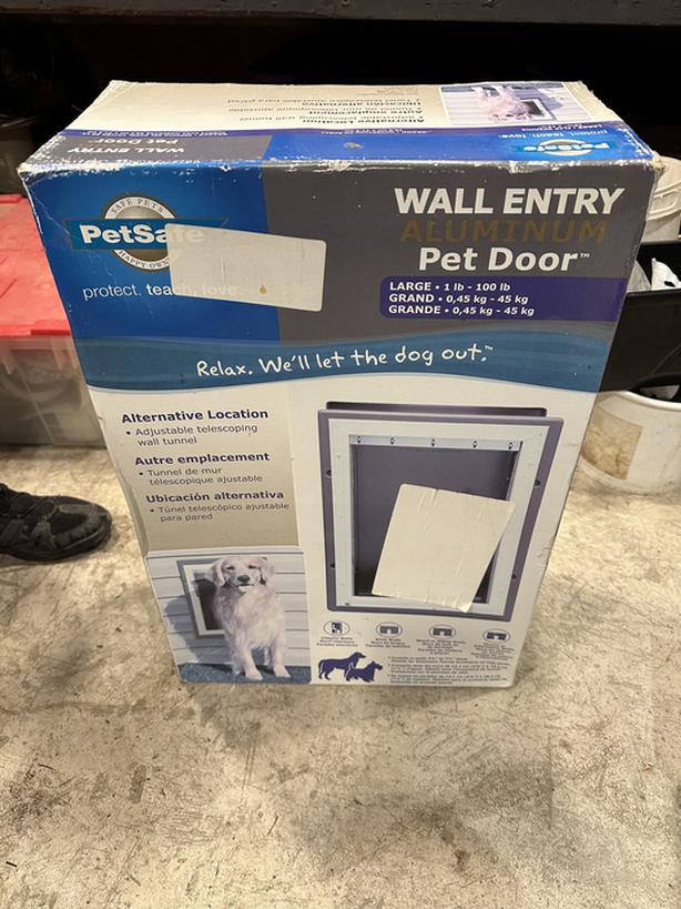 Petsafe wall Entry Pet Door Classifieds for Jobs, Rentals, Cars, Furniture and Free Stuff