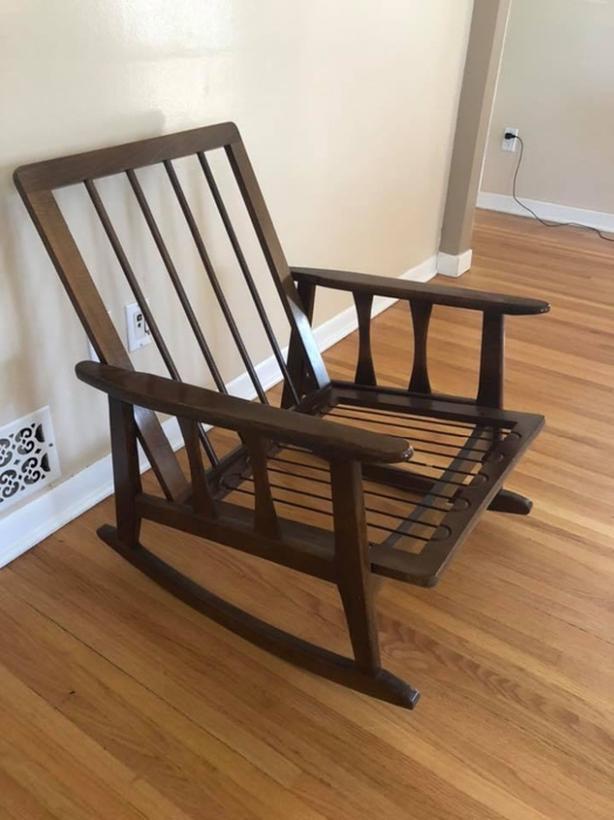 Mid Century Modern Chair Classifieds for Jobs, Rentals, Cars