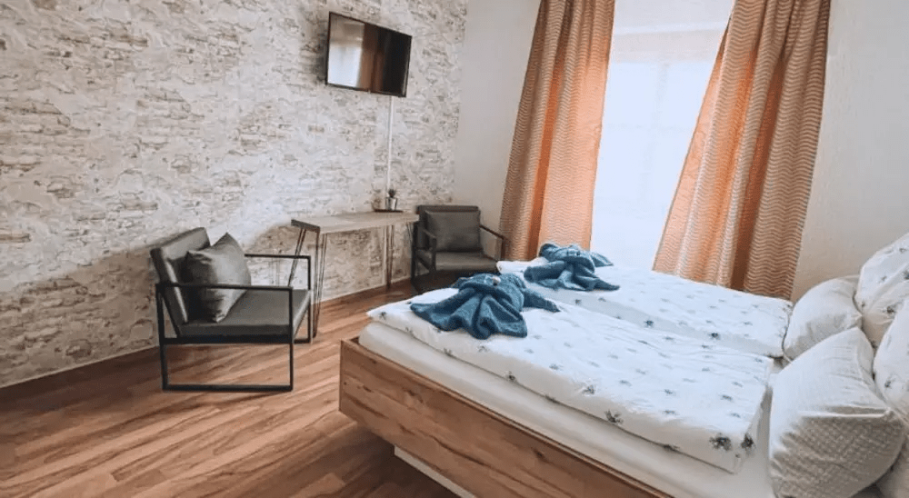 Hotel Schwarzach am Main 해외숙소 예약할땐