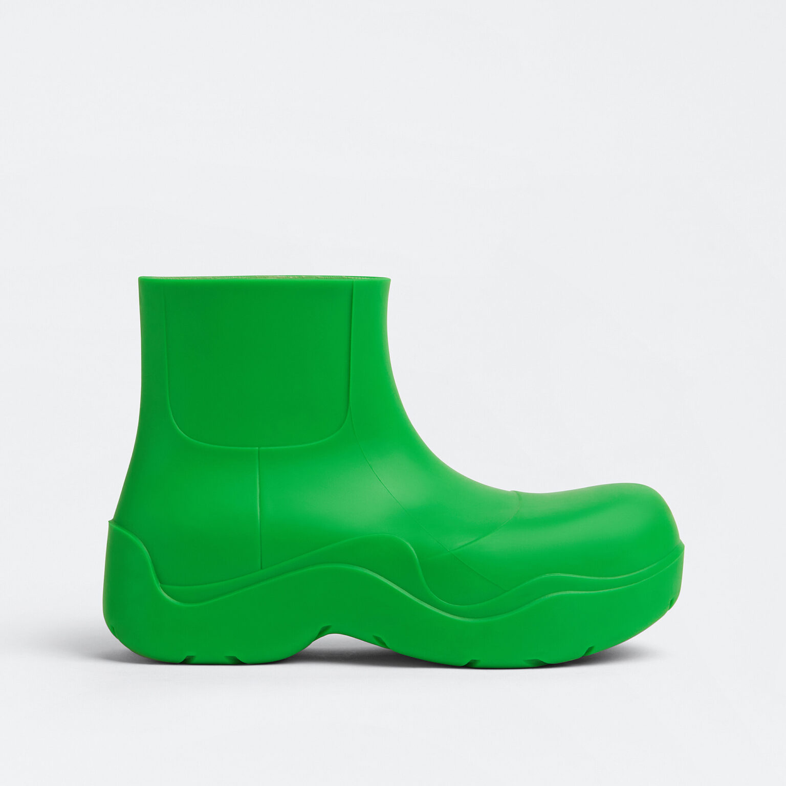 Puddle Boot Grass Image Group